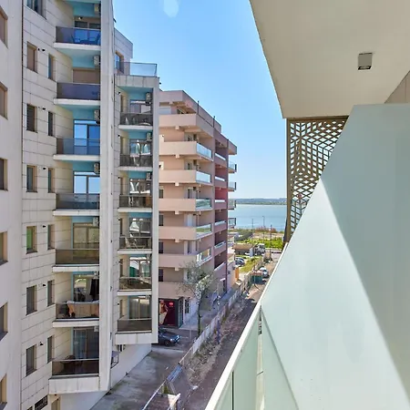 Black Sea Apartment *